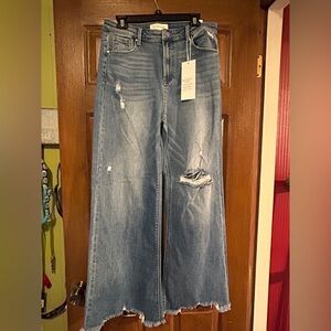 NWT* Risen size 15 Women's Distressed Blue Jeans